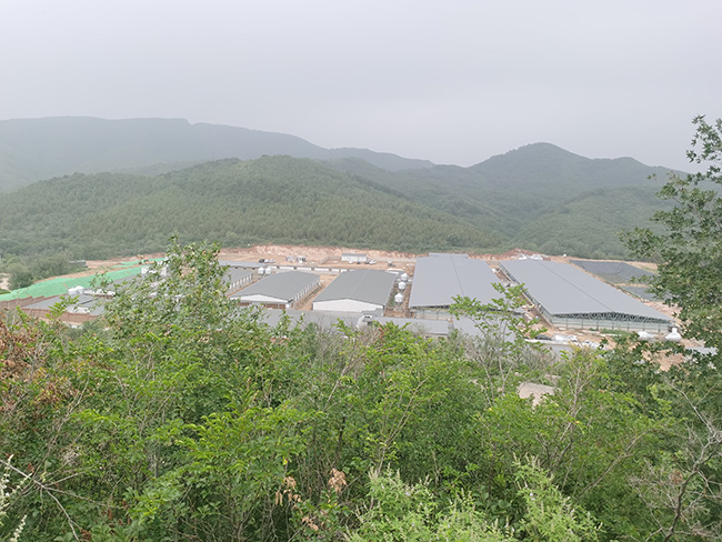 北京華利鑫龍益達(dá)養(yǎng)殖場